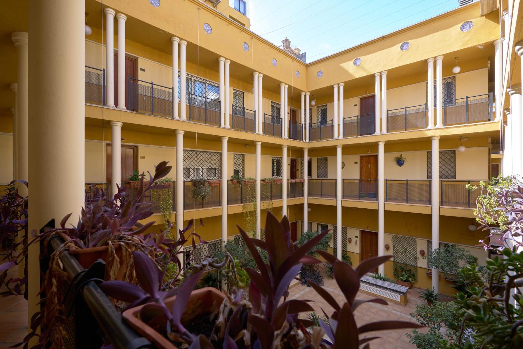 San Vicente 43, By Homing U, Seville